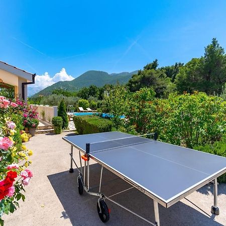 Villa Ana - 3 Bedroom Villa With Private Pool And Unspoiled Natural Environment Kucice Экстерьер фото