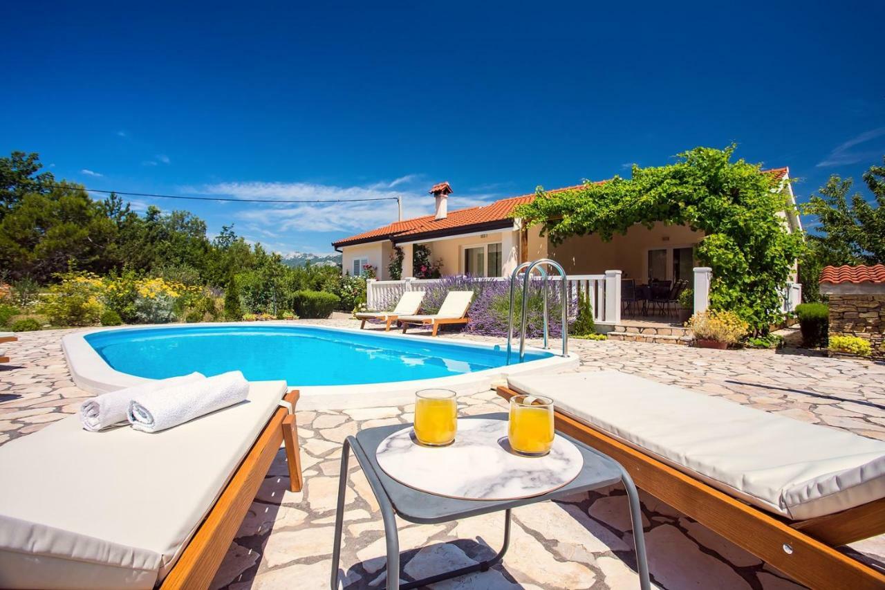 Villa Ana - 3 Bedroom Villa With Private Pool And Unspoiled Natural Environment Kucice Экстерьер фото