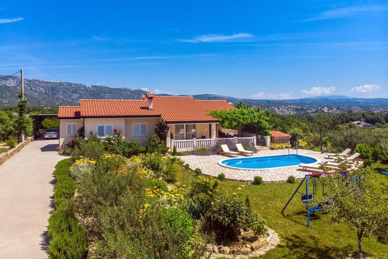 Villa Ana - 3 Bedroom Villa With Private Pool And Unspoiled Natural Environment Kucice Экстерьер фото