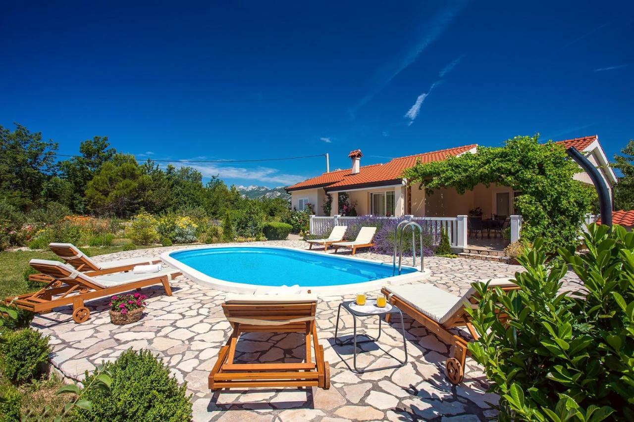 Villa Ana - 3 Bedroom Villa With Private Pool And Unspoiled Natural Environment Kucice Экстерьер фото