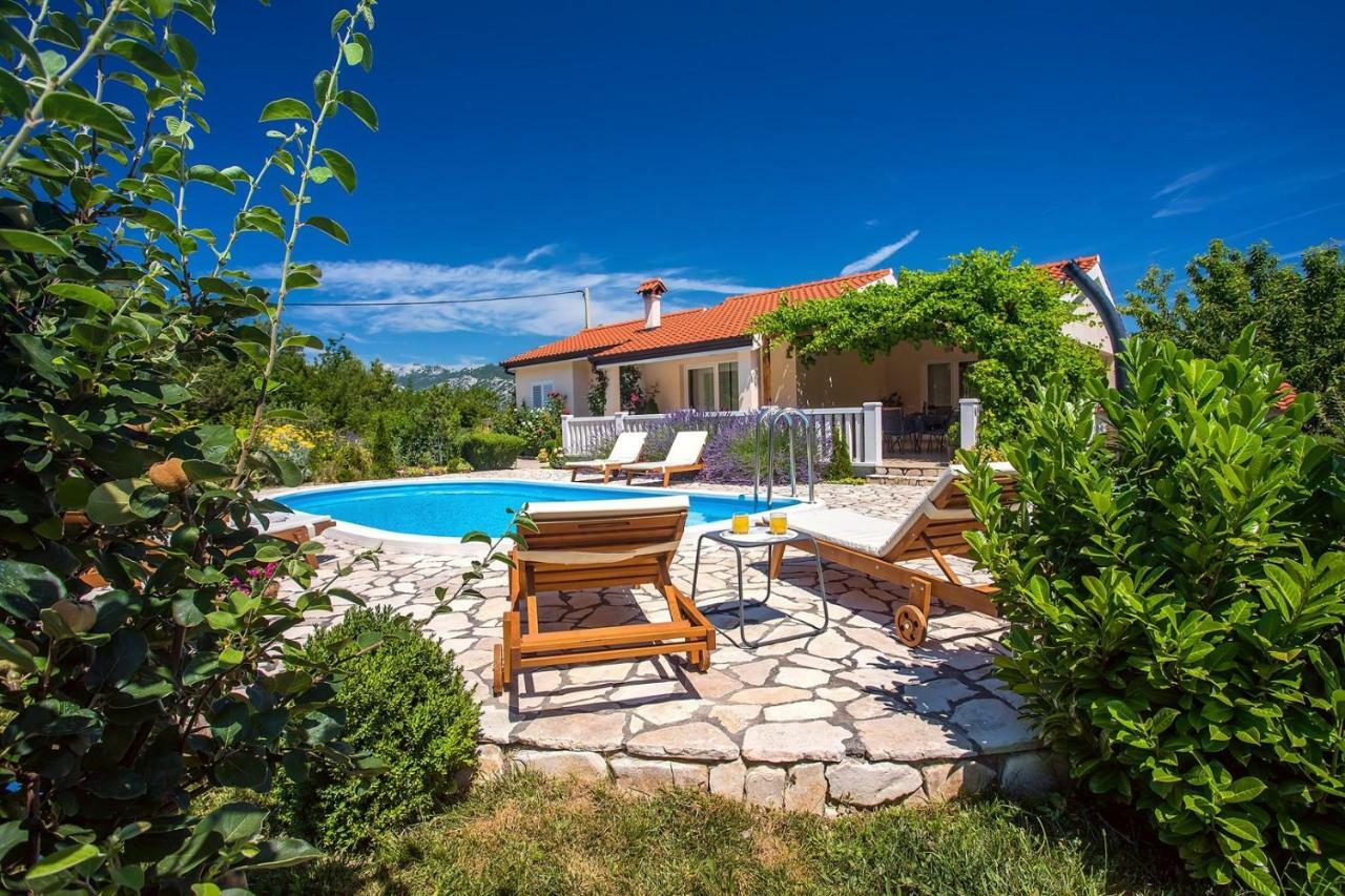 Villa Ana - 3 Bedroom Villa With Private Pool And Unspoiled Natural Environment Kucice Экстерьер фото