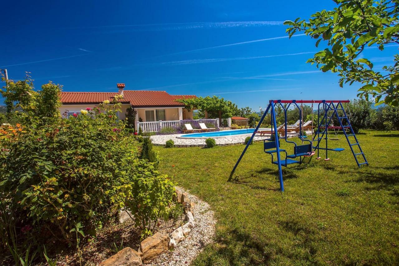 Villa Ana - 3 Bedroom Villa With Private Pool And Unspoiled Natural Environment Kucice Экстерьер фото